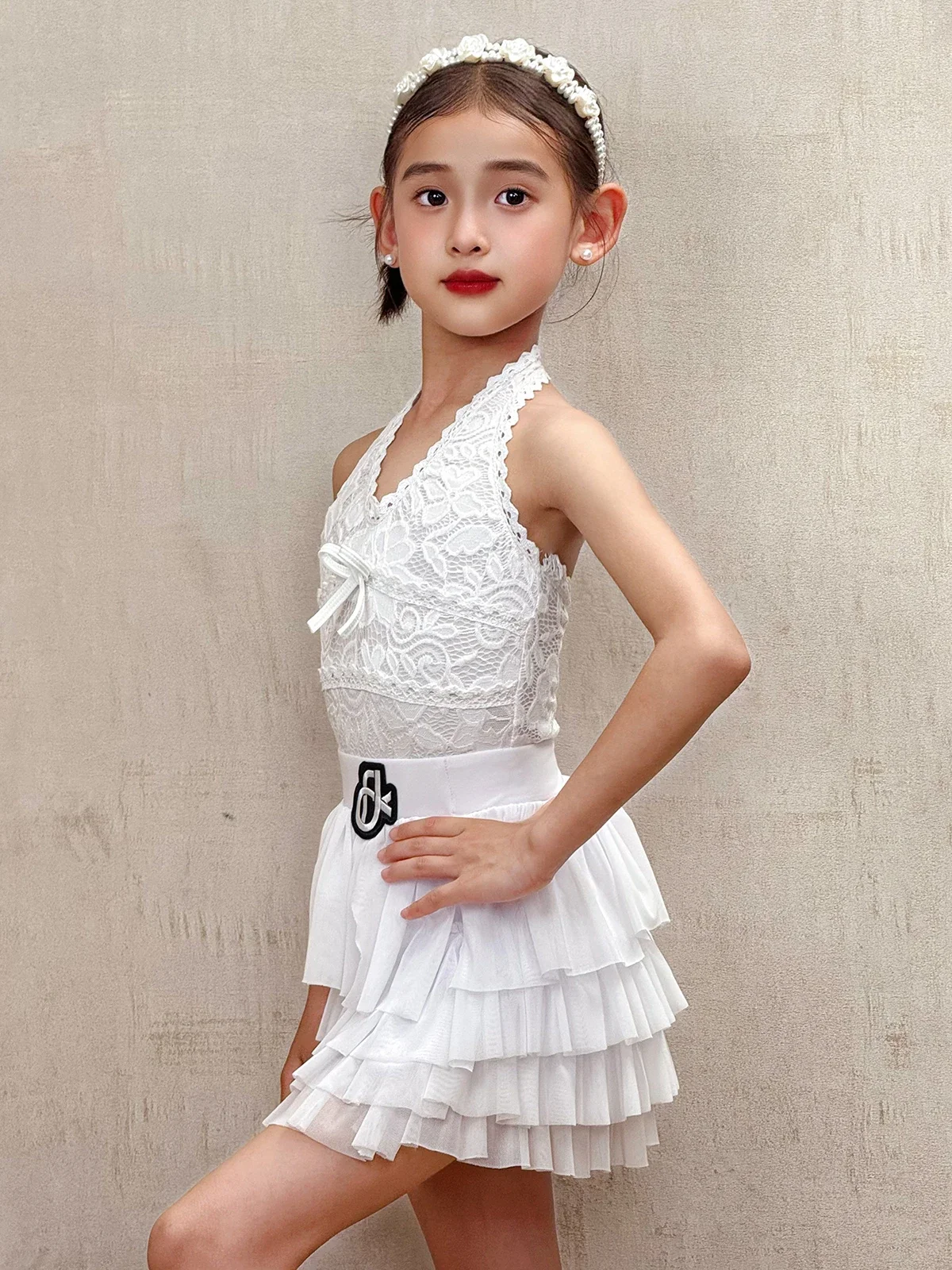 الأطفال الأبيض الرسن عارية الذراعين الدانتيل ارتداءها و كعكة مطوي تنورة الأطفال اللاتينية Dancewear أطفال بنات التدريب أزياء رقص