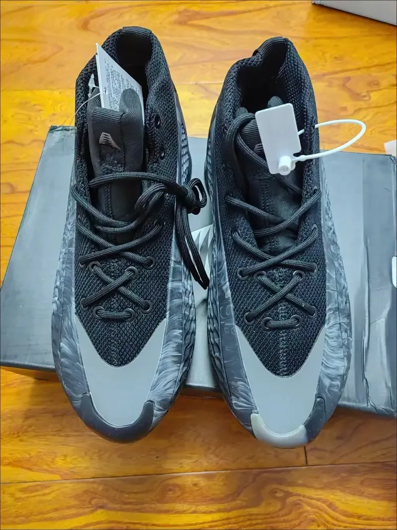 

The new 2025 summer bestseller breathable men's and women's basketball shoes, casual shoes, sports shoes and running shoes