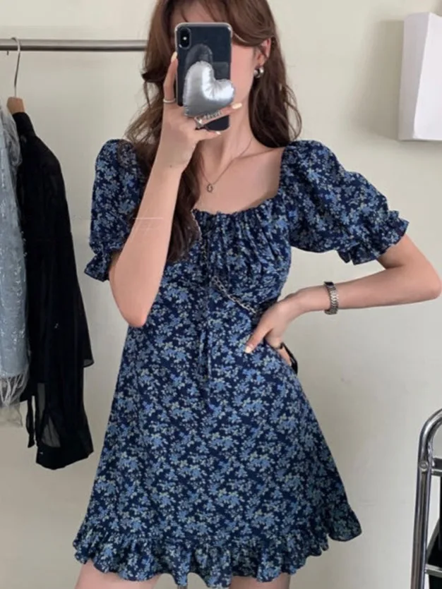 فستان نسائي بتصميم نحيف وطباعة زهور، موضة صيف 2025، ياقة مربعة، أكمام فقاعية، خصر مرتفع، مناسب للتنقل في المدينة، تصميم X، مث...