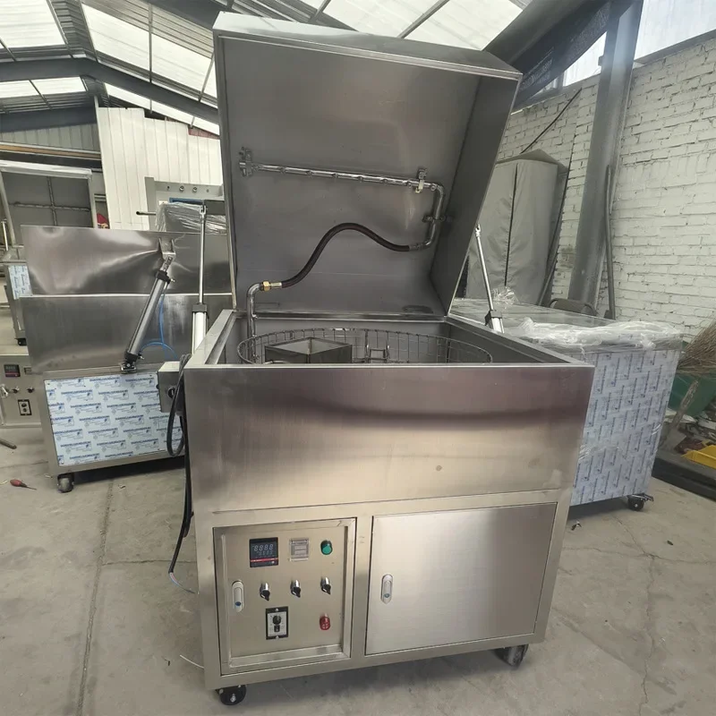 High pressure rotary spray rotary basket cleaning machine five auto parts wheel hub parts degreasing cleaning
