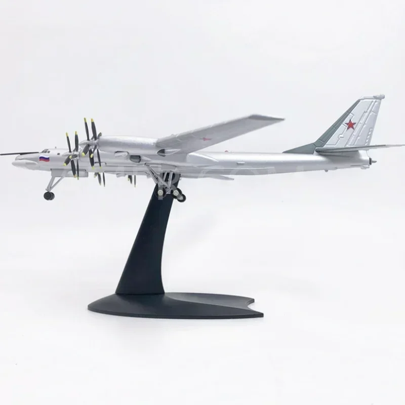 1/200 Scale Russia Air Force Tupolev TU-95 TU95 Bear Type Strategic Diecast Alloy Metal Replica Aircraft Model Toy F Collection