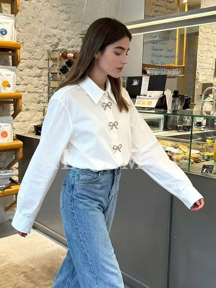 レディースレジャーシャツ 2025 秋 レディースファッション ジュエリーボタン 長袖 リボン飾りシャツ レディース ハイストリート エレガントシャツ