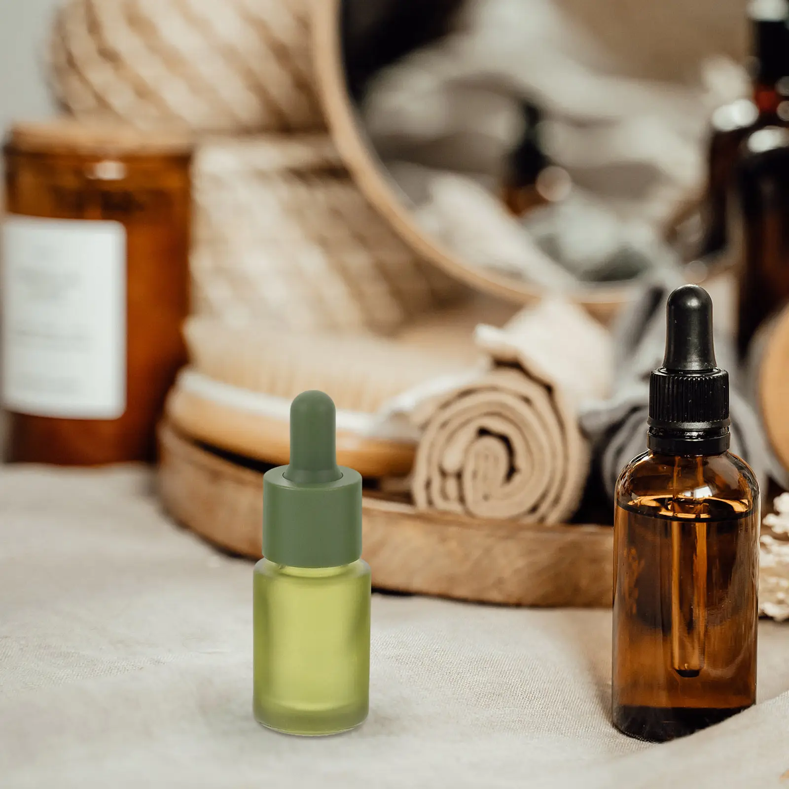 

3 шт., 15 мл, зеленые матовые стеклянные флаконы-капельницы, маленькие стеклянные флаконы-капельницы оптом для ароматерапии, ухода за кожей, DIY-проектов