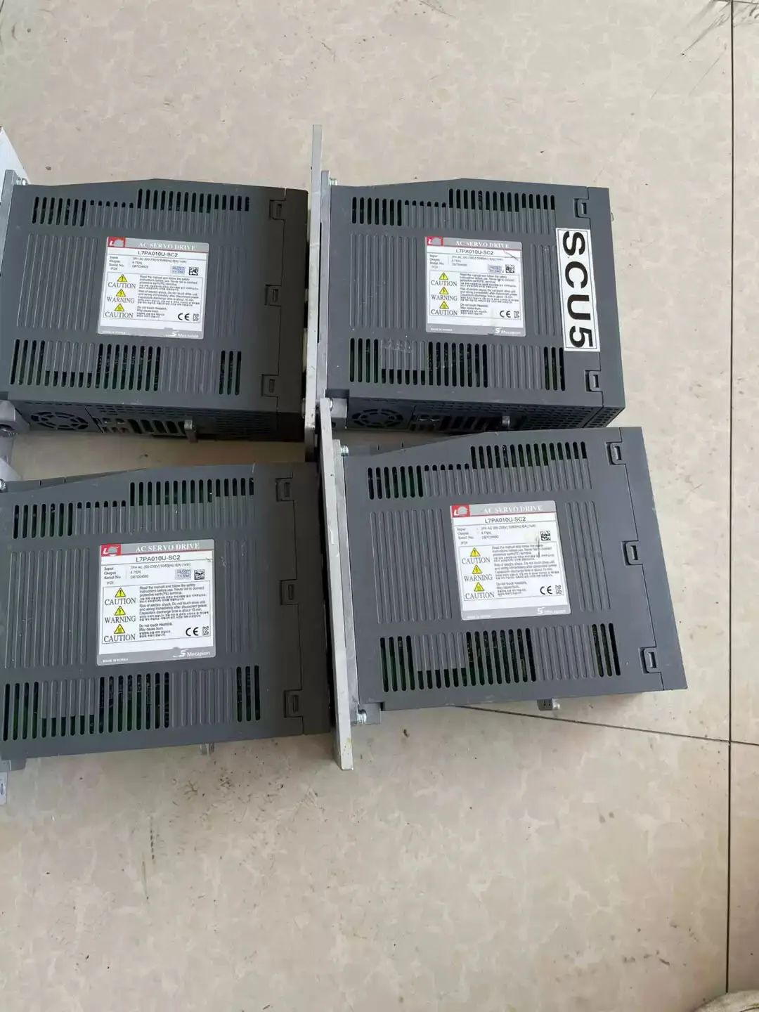 L7PA010U-SC2 Сервопривод для LS