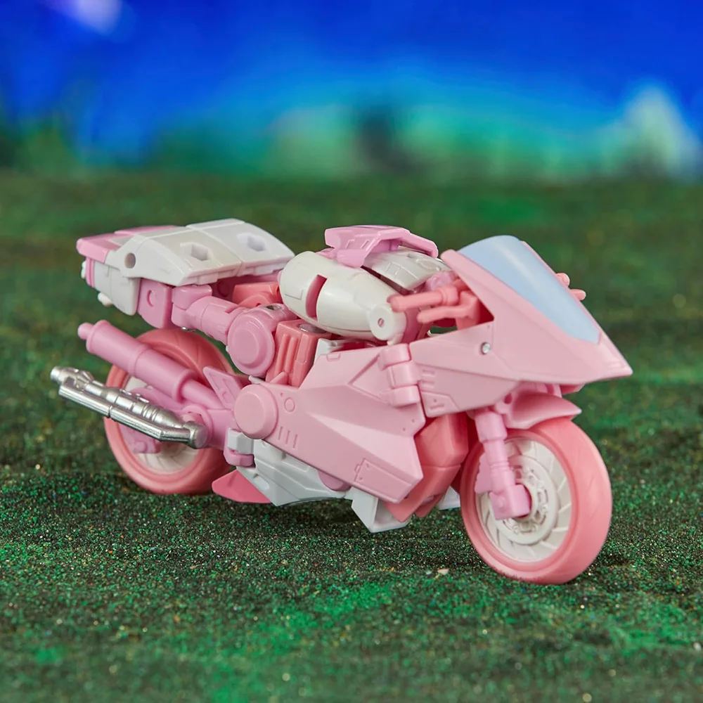 [มีสินค้าในสต็อก] ฮาสโบร ทรานส์ฟอร์มเมอร์ส เลกาซี่ อีโวลูชั่น วอร์ ดอว์น ไซเบอร์โทรเนียน อีเรียล และ ไดออน ชุด 2 ตัว ขนาด 14 ซม. ฟิกเกอร์โมเดลของเล่นระดับดีลักซ์