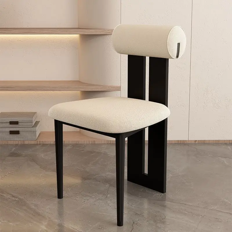 

Vintage French Medieval Dining Home Hippo Designer Black Modern Simple Back Internet celebrity chair