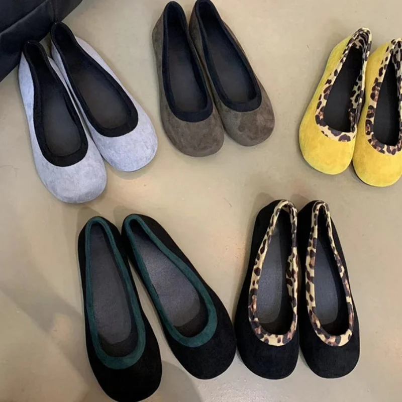 

Spring Ladies Shoes Shallow Women's Flats Fashion Round Toe Casual Flat Shoes New Color Matching Flat Slip on Solid Zapatos