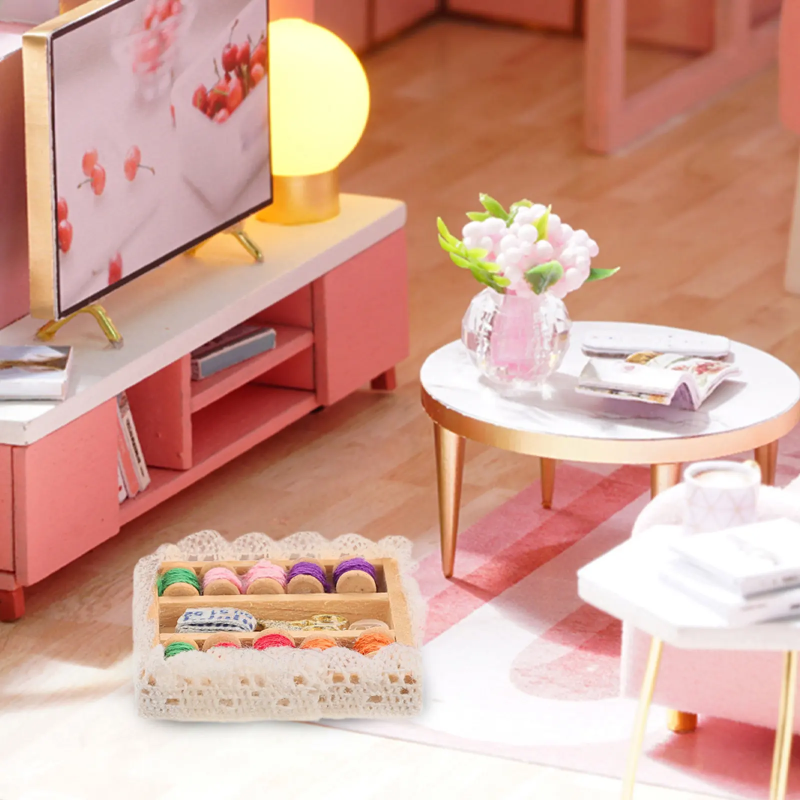 

1Set Miniature Sewing Case Realistic Wooden Accessories for Tiny House Decoration Dollhouse Thread Box Pretend Play Miniature