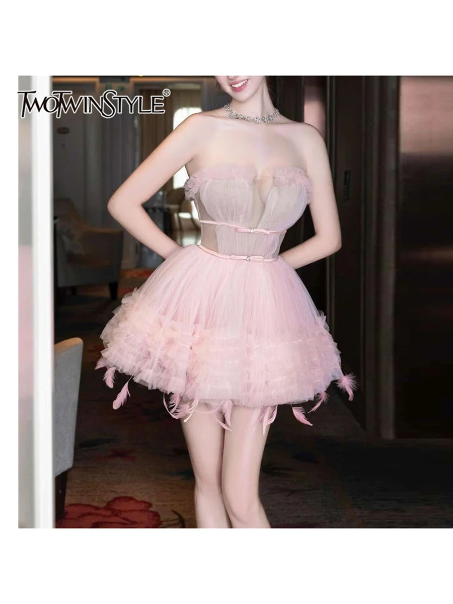 TWOTWINSTYLE Solid Spliced Ruffle Slimming Mini Diamond Dress for Women Strapless Sleeveless Patchwork Zipper Dresses Female New