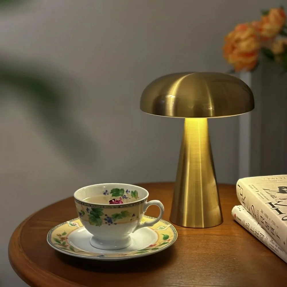 Retro Mushroom Table Lamp LED Touch Control 3 Color Dimming Rechargeable Night Light Coffee Bar Restaurant Desktop Decor Lamp