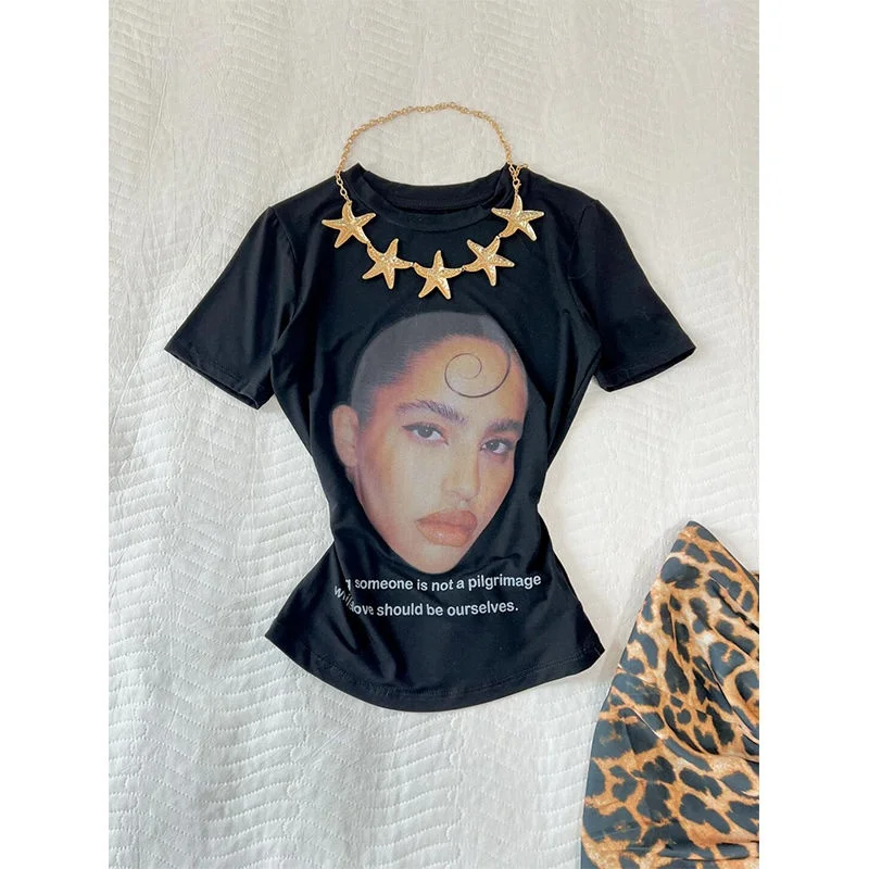 Amerikanisches Retro-würziges Mädchen-Set im Sommer-Y2K-Stil, neues T-Shirt mit Porträtdruck, Rock mit Leopardenmuster, zweiteiliges Set im Millennium-Stil