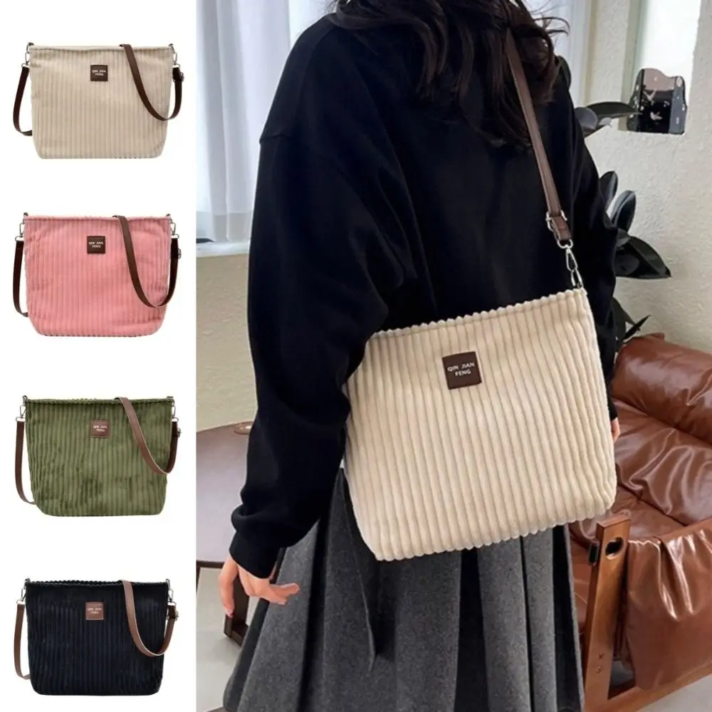 New Corduroy Shoulder Bags Large Capacity Strips Pattern Crossbody Bags Ajustable Strap Girls Daily Pouch For Women Girls