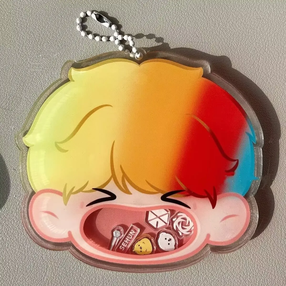 

Star Accessories: "Oh Se-hun" Rainbow Head Rocking Horse Acrylic bag Pendant, student star-chasing decoration, Li Gu Mei Pendant