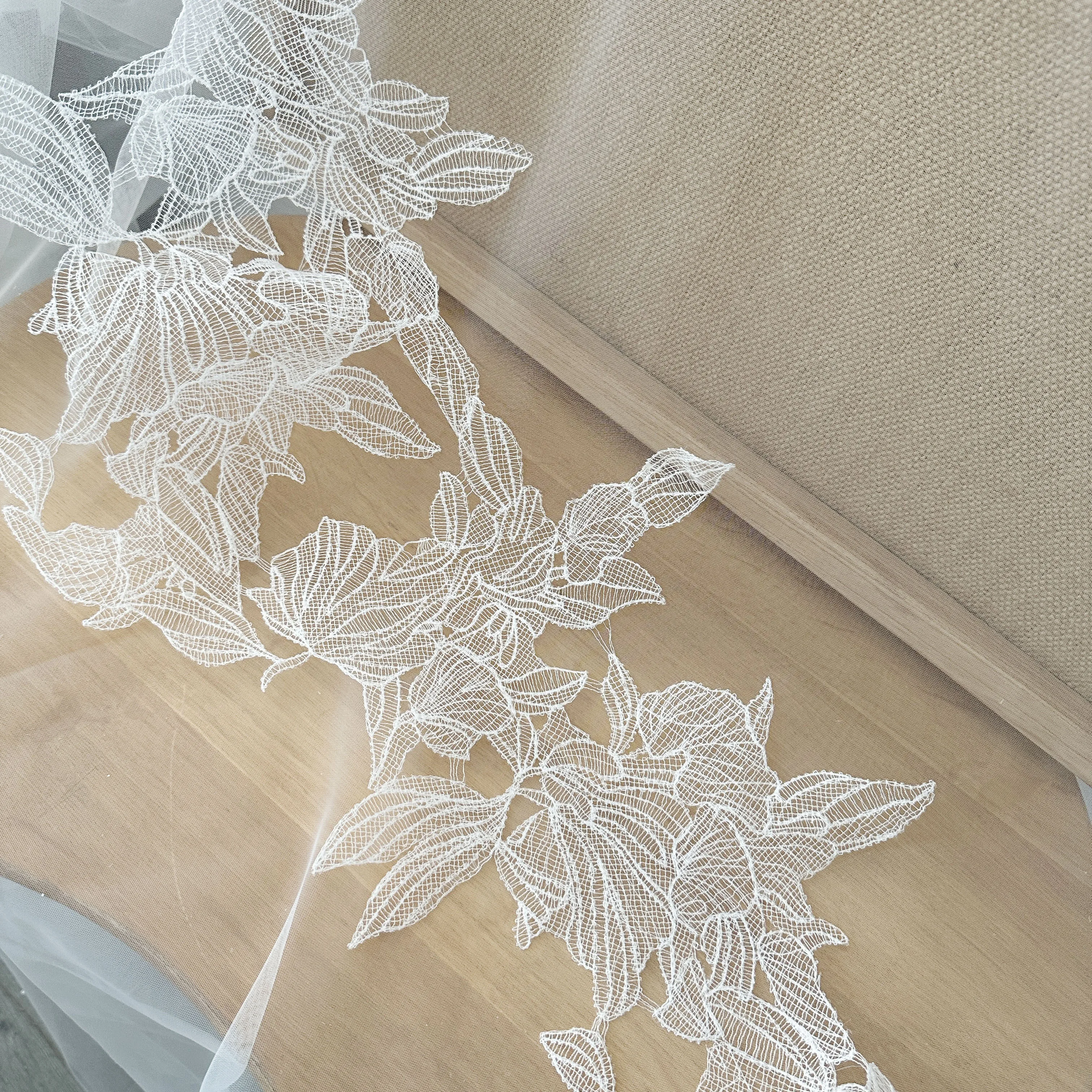 3 Yards High Quality Customized Leaf Lace Is A DIY Handmade Accessory for Wedding Dresses Background Decoration Accessories