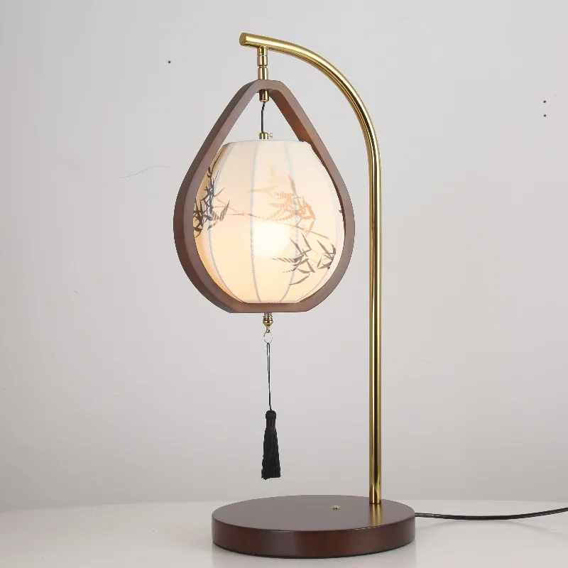 Medieval Style Wood Eye Protection Table Lamp Living Room Bedroom Study Light Retro Fabric Printing Atmosphere Lighting Fixtures