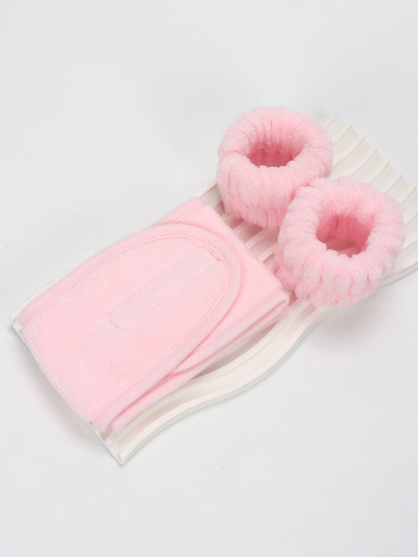 ベルクロヘッドバンド3点セット、ベルクロヘッドバンド1点、リストバンド2点、洗顔料、すべての肌タイプに適しています