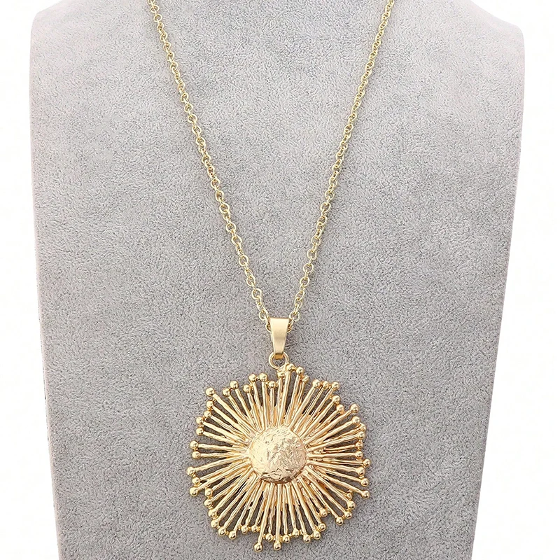 Fashion Long Chain with A Large Irregular Tribal Matte Gold/Antque Silver Pendant Necklace Chic Jewelry For Women Men Daily Wear