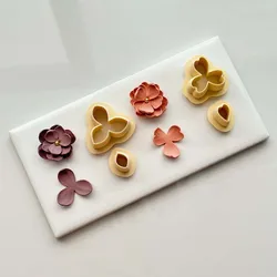 2Pcs/Set Three petals One petals Flower Leaf Polymer Clay Cutters Cutting Molds For Earrings Jewelry Making