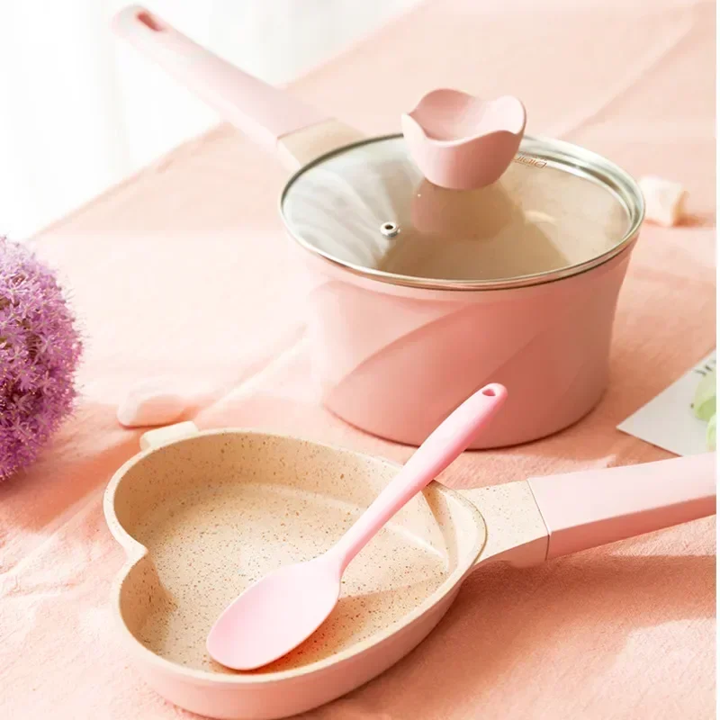 Baby Side Non-stick Cookware, Pink Love Egg Frying Pan for Kitchen, Mini Cooking Pot for Home Use, Cute and Efficient