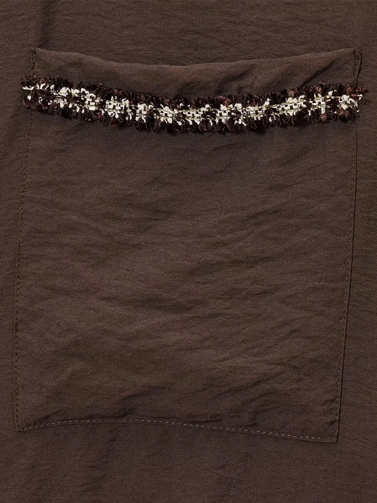 Nova camisa feminina elegante de manga comprida elegante e versátil de estilo europeu com lapela e acabamento.