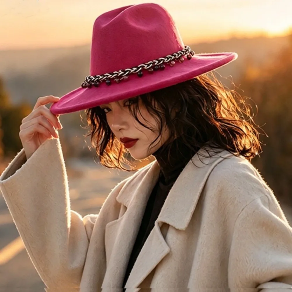Felt Cowboy Hat Decorative Chain Band Vintage Western Style Western Hat Structured Crown Curved Brim Wide Brim Hat Travel Wear