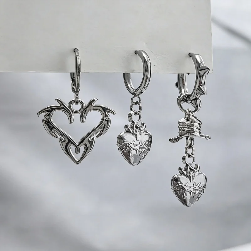 3 Pcs Subculture Flame Heart Asymmetric Earrings, Unisex, for Thanksgiving, Christmas, Daily Wear & Party Gift