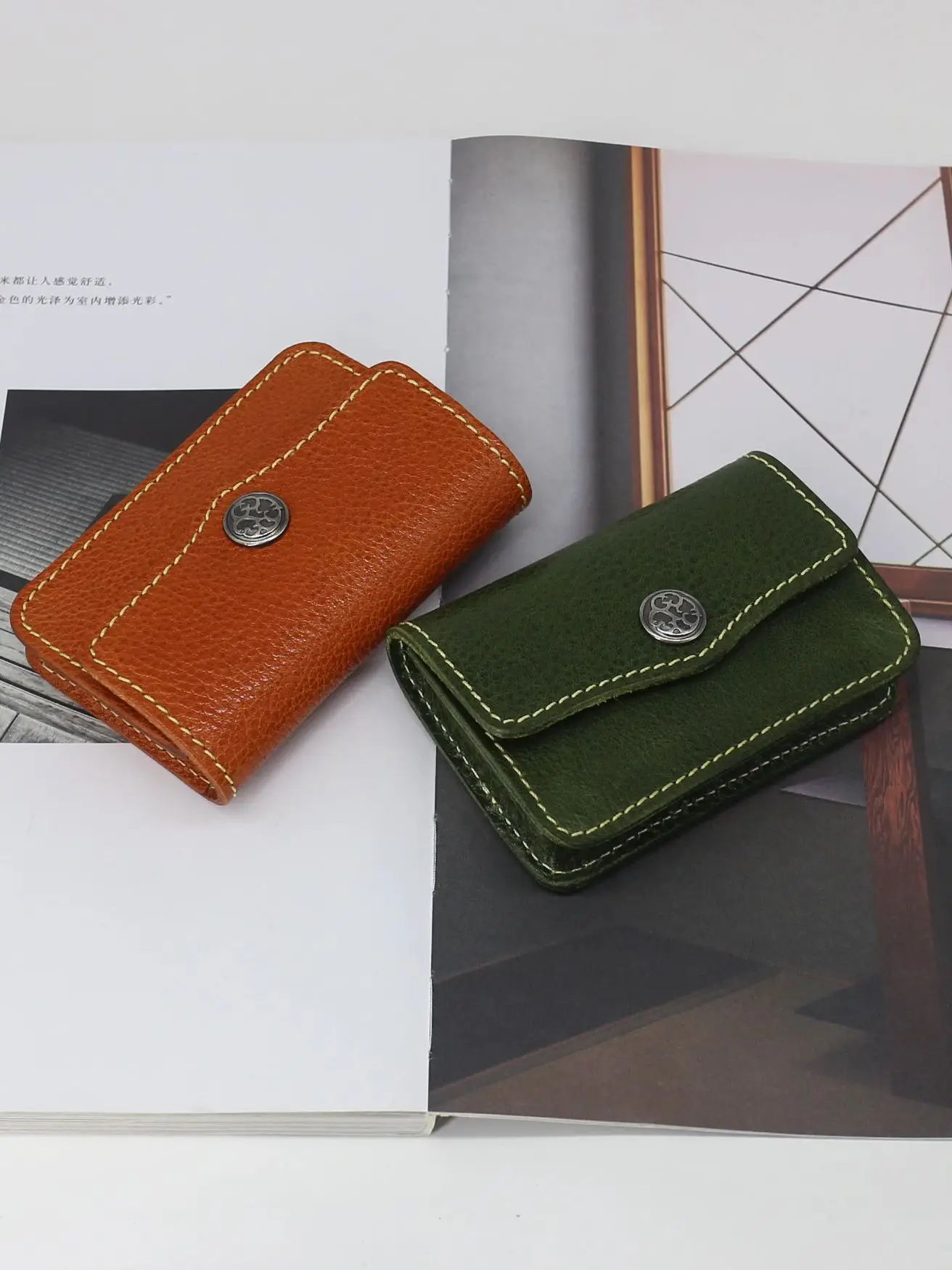 Etui na dokumenty ręcznie robione torebki na karty kredytowe ze skóry bydlęcej Organizer w stylu Vintage portmonetka Mini portfele — zdjęcie 2