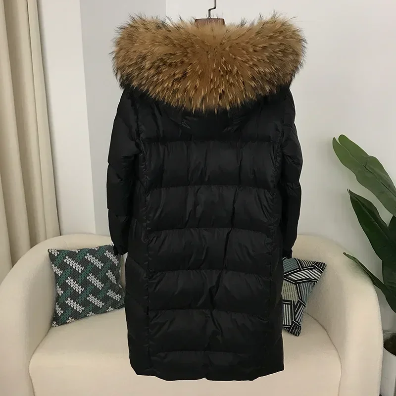 Menina Bonita 2023 Nieuwe Lange Jas Echte Wasbeer Vossenbont Kraag Capuchon Winter Vrouwen Witte Eendendons Dames Luxe Bovenkleding