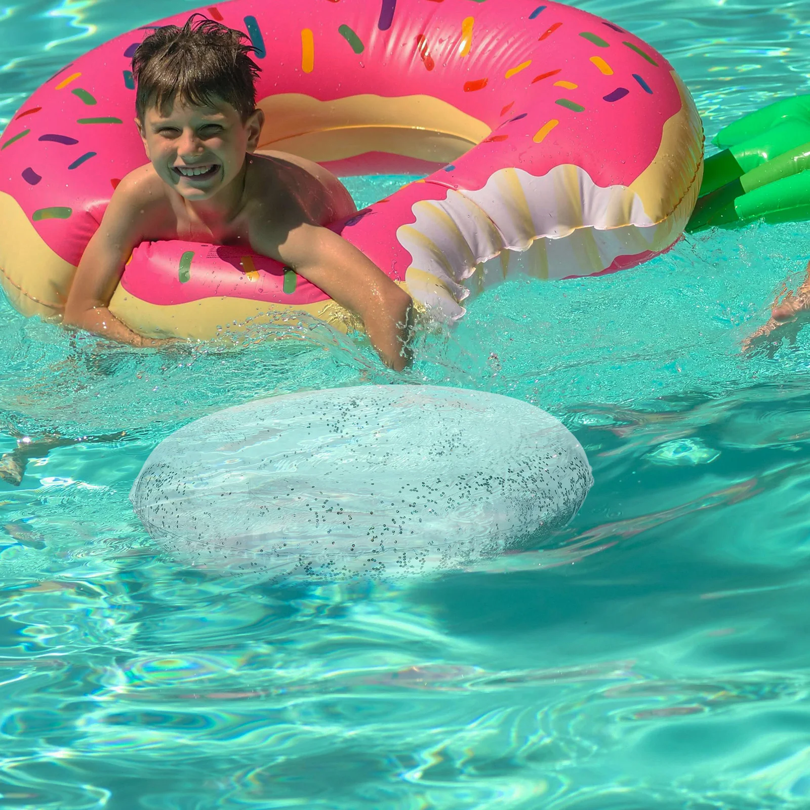 

Inflatable Transparent Swim Ring Colorful Sequins Pool Accessory Thick PVC Swimming Float Water Party 60Cm Pool Accessory