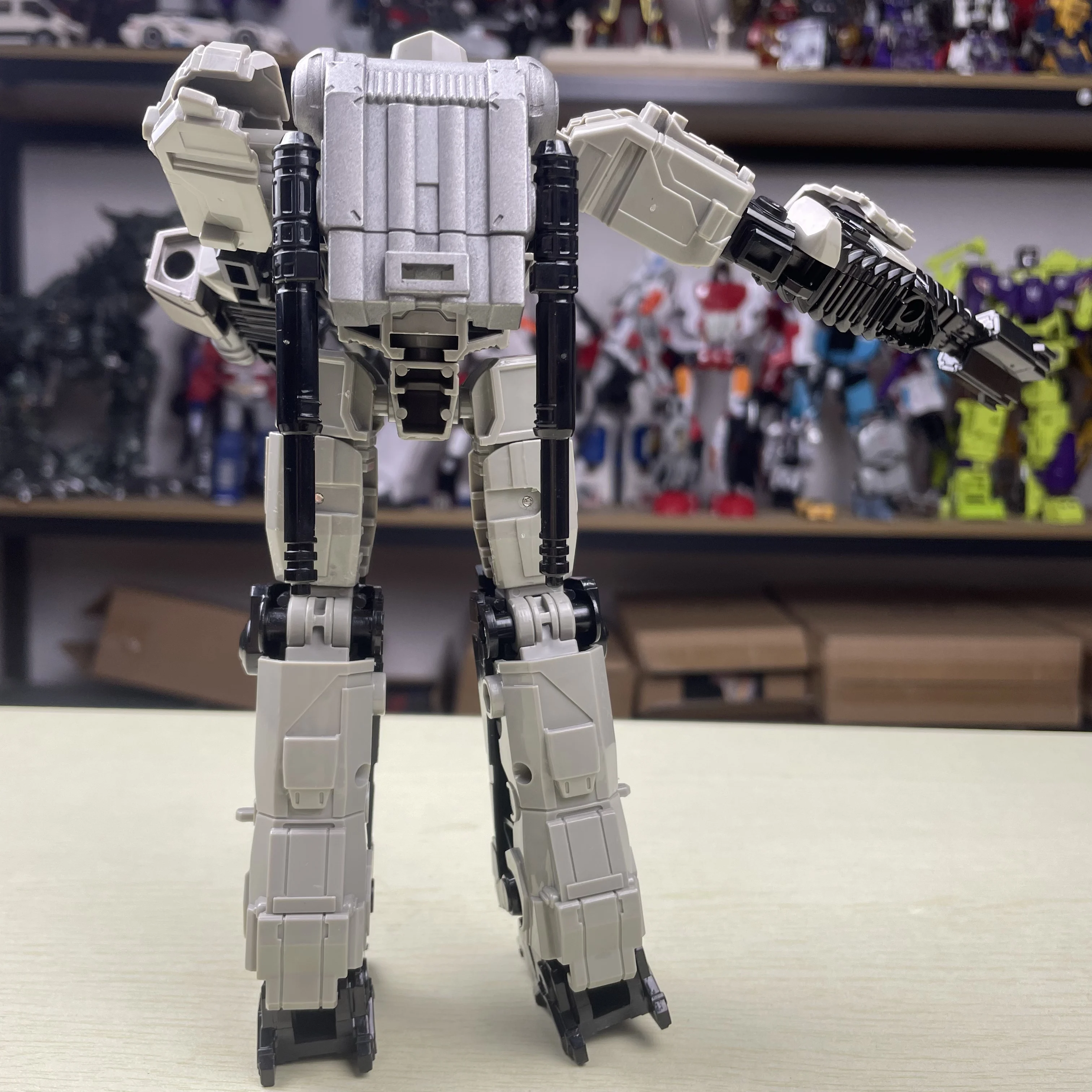 JINGKE JK13 รุ่น Transformation One MG ถังประกอบ Action Figure รุ่นภาพยนตร์คอลเลกชันของเล่น 21 ซม