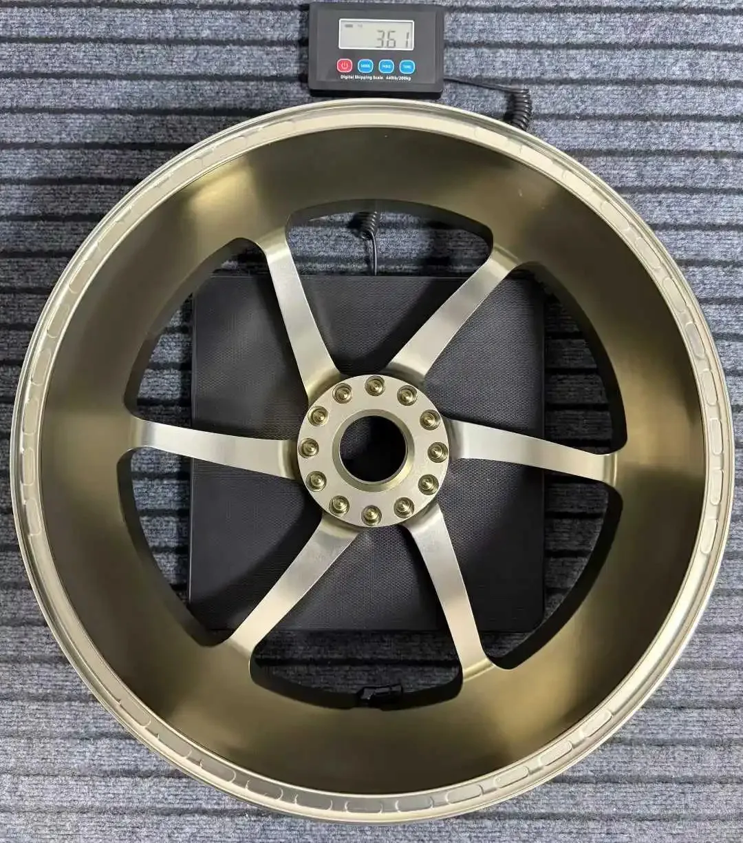 Forged Steel Wheels With Gold Finish Multi-Spoke Design Color Customization Available Hub Wheel, Lightweight Racing Parts, After