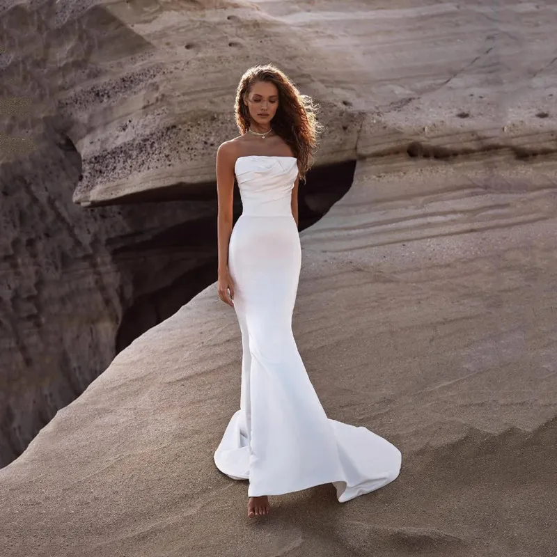 

Simple Stain Strapless Wedding Dresses Elegant Sleeveless Pleat Detachable Train Sexy Backless Formal Bridal Gown Customized