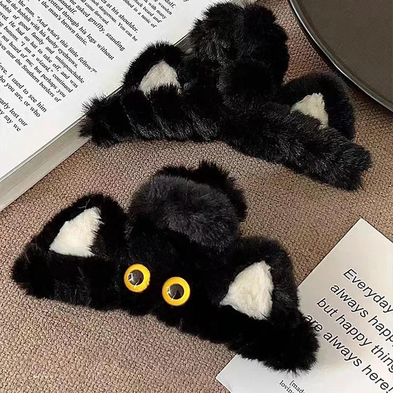 

New 1PC Cartoon Three-dimensional Cat Hair Clip Cute Shark Clips For Women Girls Versatile Hair Claw Exquisite Hair Accessories