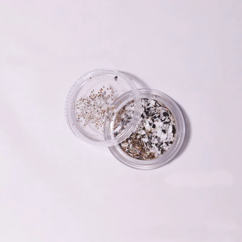 1box Nail Art Glitter Chips Coloful Mixed Nanyang Style Sequins and Glitter Gold Foil Decor Rhinestone Accessories DIY Nail Art