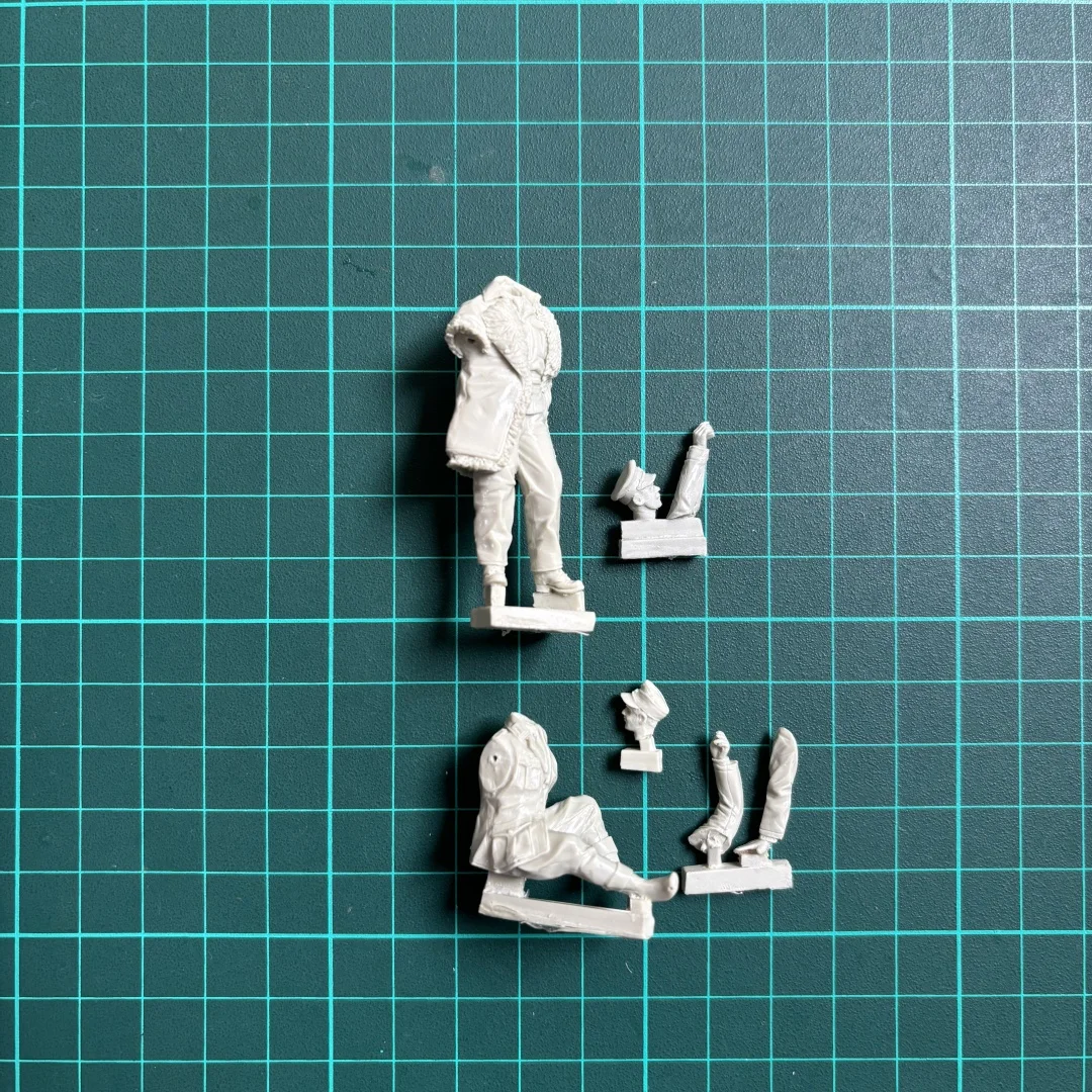 Kit Model Tidak Dicat Resin 1/35, Perwira Angkatan Darat Inggris dan Tahanan Perang Korps Afrika Belum Dirakit dan Tidak Dicat GK, 1496R