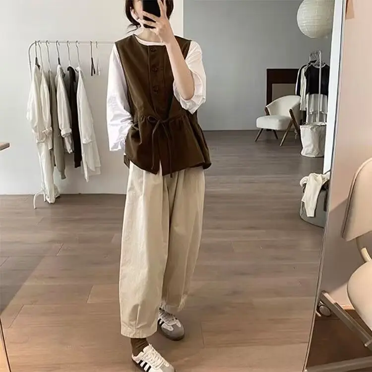 Tooling Vest Women's 2026 Autumn Design Sense Thin Lace-up Waist Vest Sleeveless Top