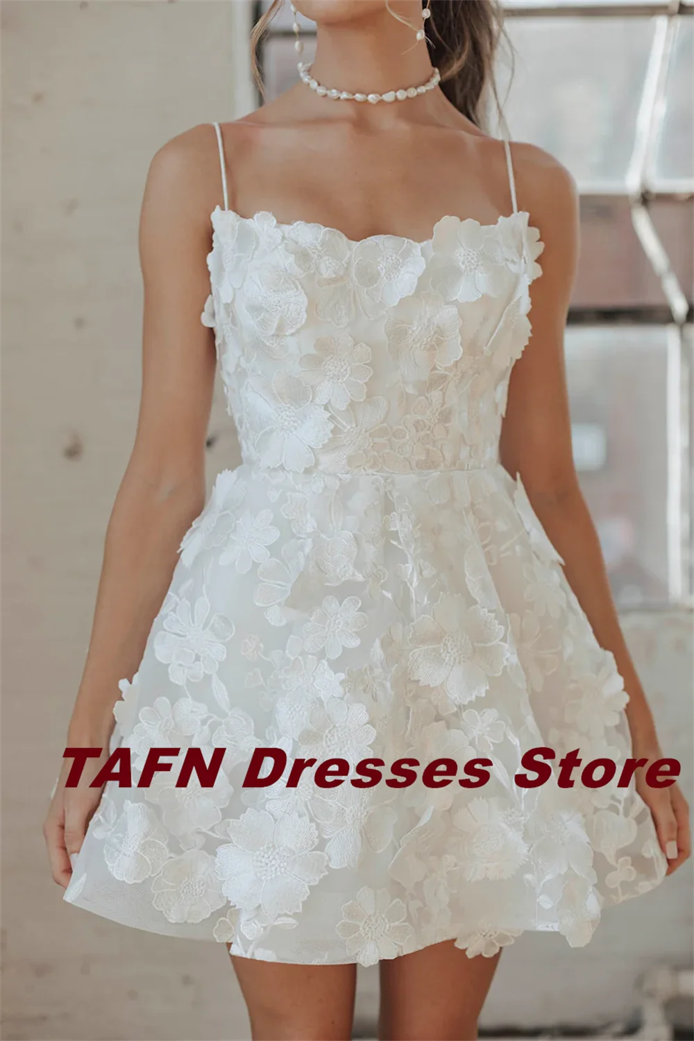 TAFN 2025 Short Wedding Dresses White Floral Appliques vestidos de novia Spaghetti Straps Mini Bridal Gown Lace-up for Women