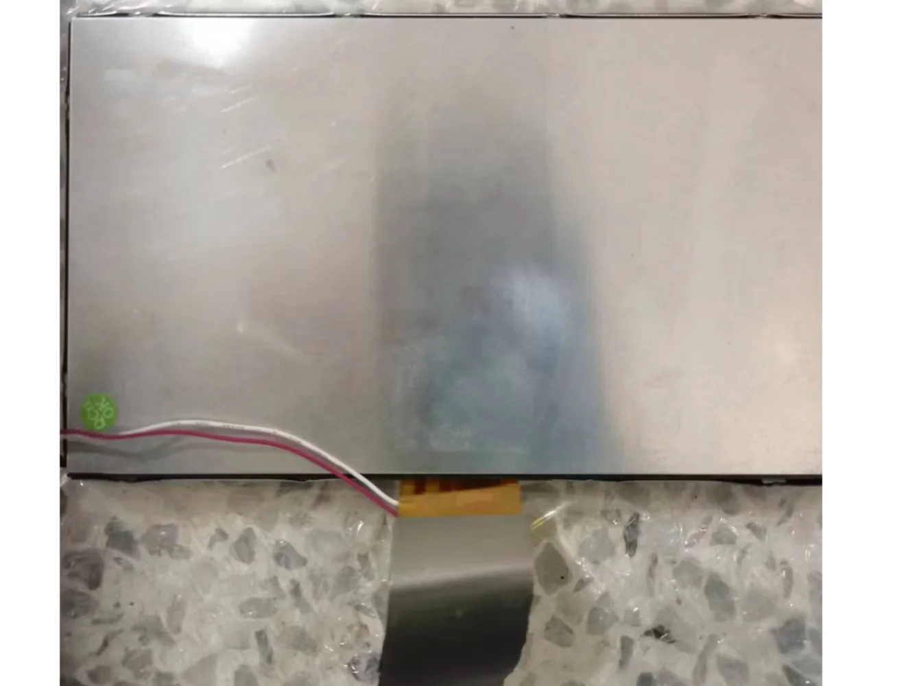 

AM800480BTZQW04M ЖК-дисплей