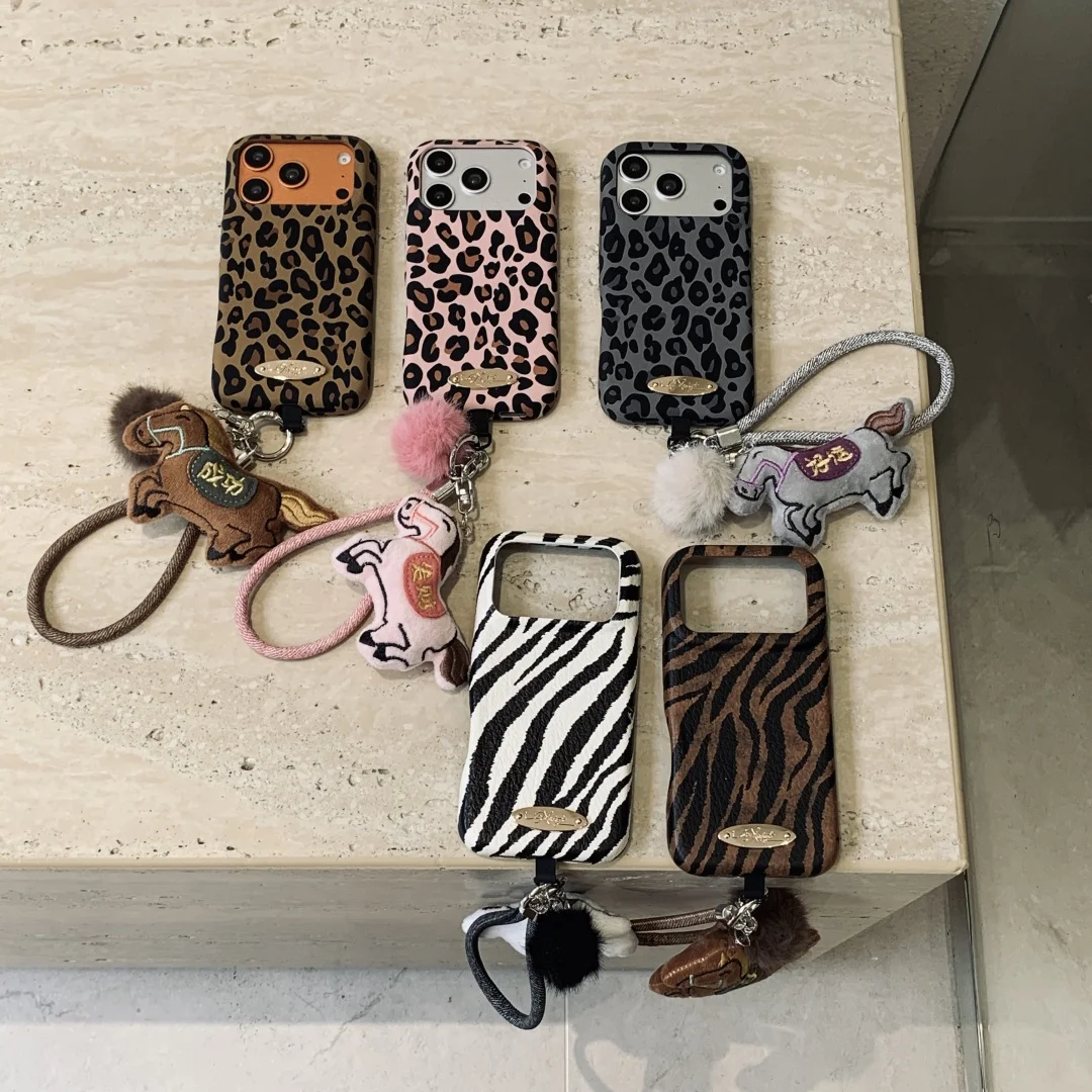 

Luxury Metal labels Zebra Leopard Animal Pattern Phone Case for iPhone 17 16 15 14 13 Pro Max Cover with plush doll lanyard﻿﻿