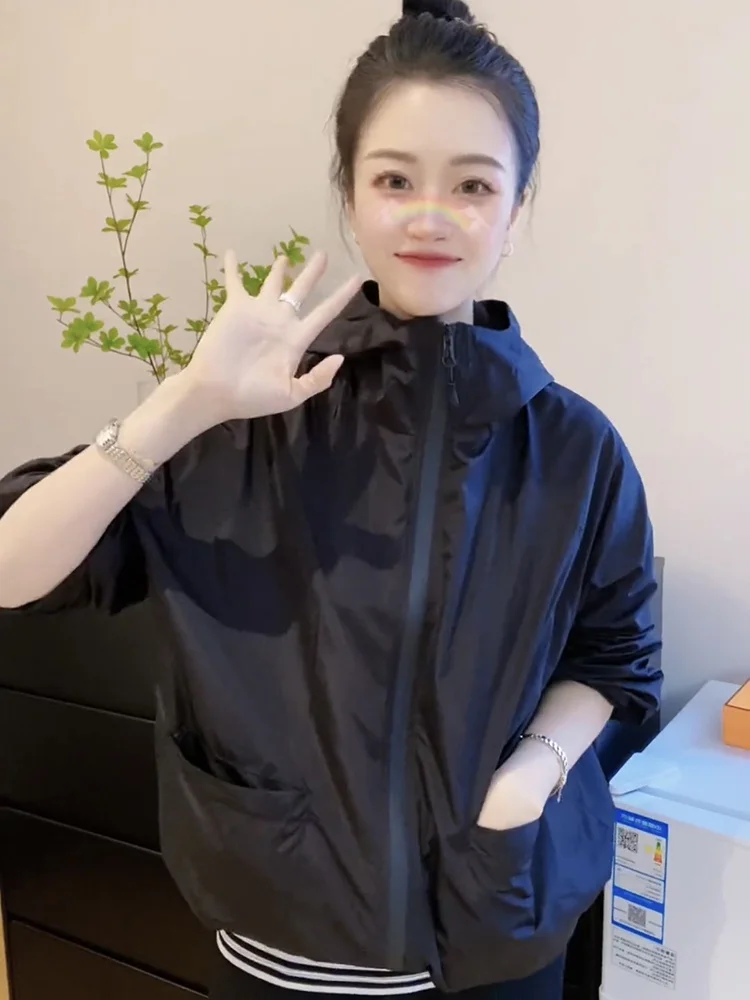 

Spring 2026 Women's Breathable Hooded Zipper Jacket Double Pocket UV Protection Fashion Outerwear Comfortable Casual Coat