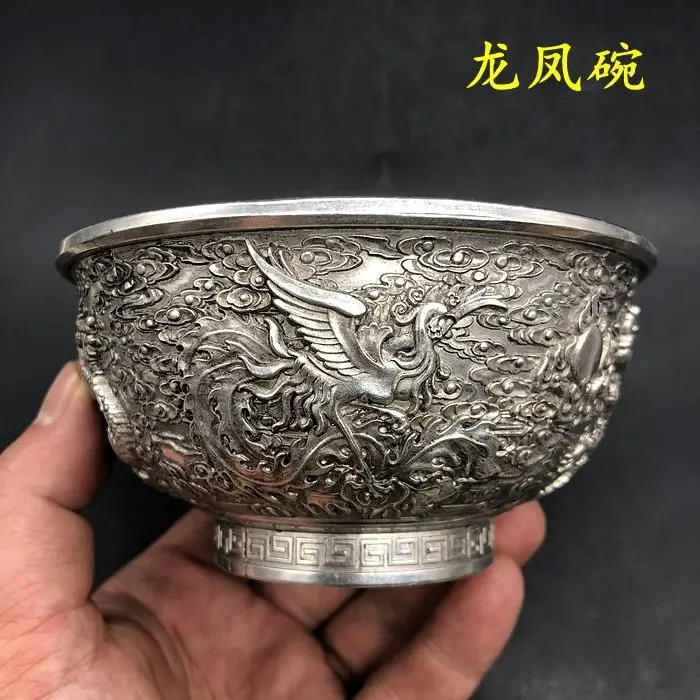 

Antique bronze collection antique silver-plated relief, Qianlong year of the Qing Dynasty dragon and phoenix bowl home handicraf