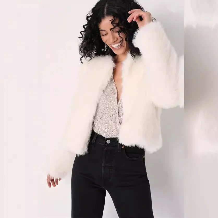 

Luxury Winter Women's Artificial Fur Coat Round Neck Thick Slim Fit Female's Faux Fur Jacket Detailed Eco Faux Fur Coat For Lady