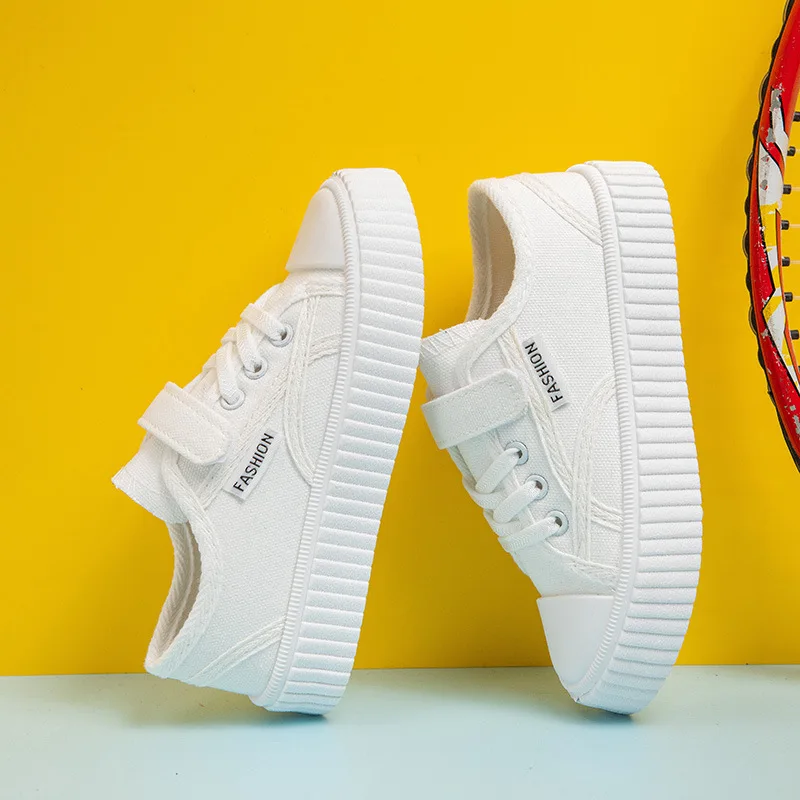 

Весенне-осенние новые детские белые туфли, парусиновая обувь для мальчиков и девочек, дышащая обувь с пластинами, студенческие белые одинарные туфли