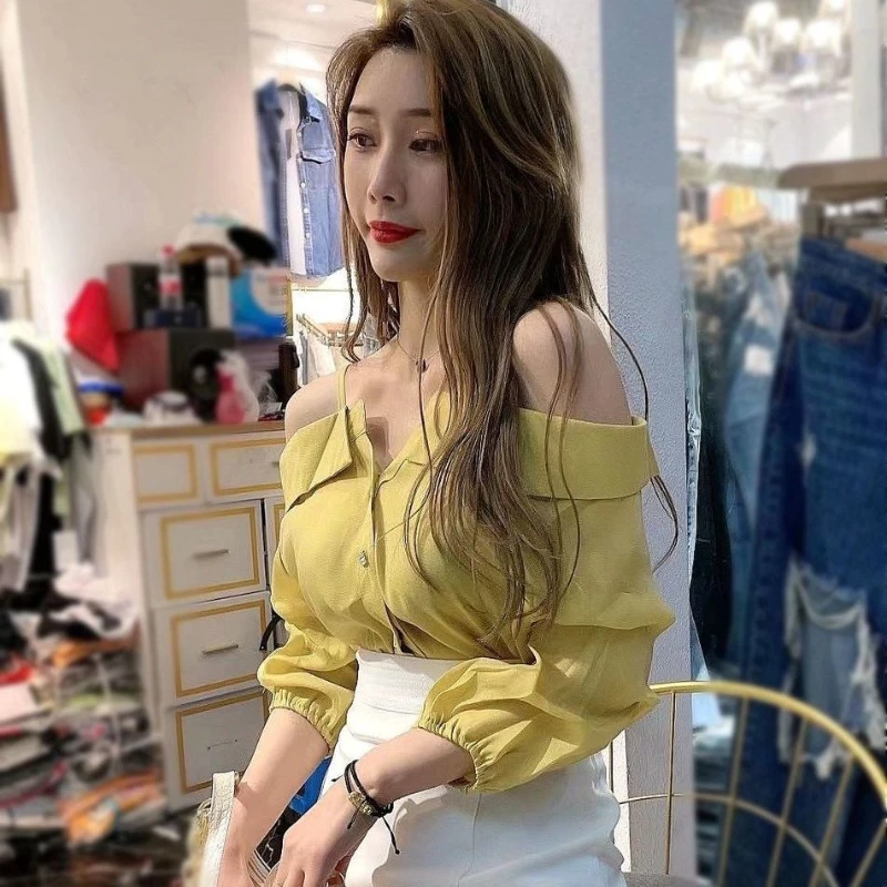 Spring Socialite Temperament Slip Shirt Internet Famous Goddess Suspender Off Shoulder Top New 2024 Style