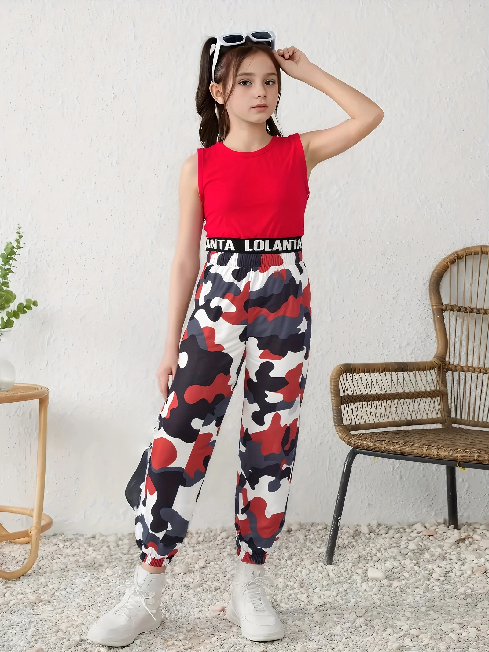 

New Spring, Summer and Autumn Printed Pocket Trousers for Older Girls, Short Slim Vest Suit
