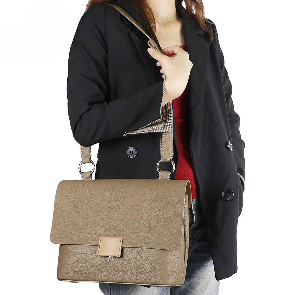 

Solid Color Luxury Designer Fashion Shoulder Bags For Women Genuine Leather Crossbody Bag Large Capacity Ladies Clutch Handbag