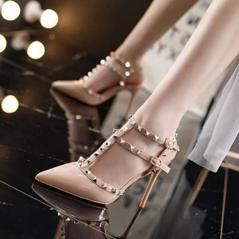 Women Light Weight White Rivet Stiletto Heels for Party Lady Night Club Black Spring & Summer Heel Pumps Zapatos De Mujer G134