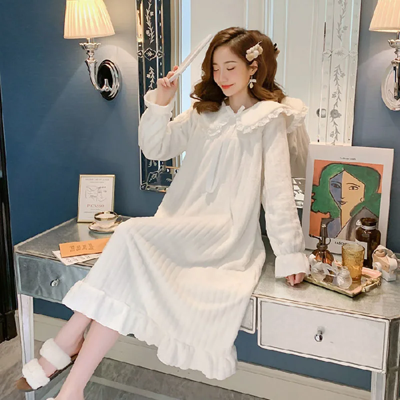 Womens Nightwear Nightdress Flannel Thickened Solid Colour Nightgown Doll Collar Student Warm Coral Velvet Ruffle Dress Robes Se 3