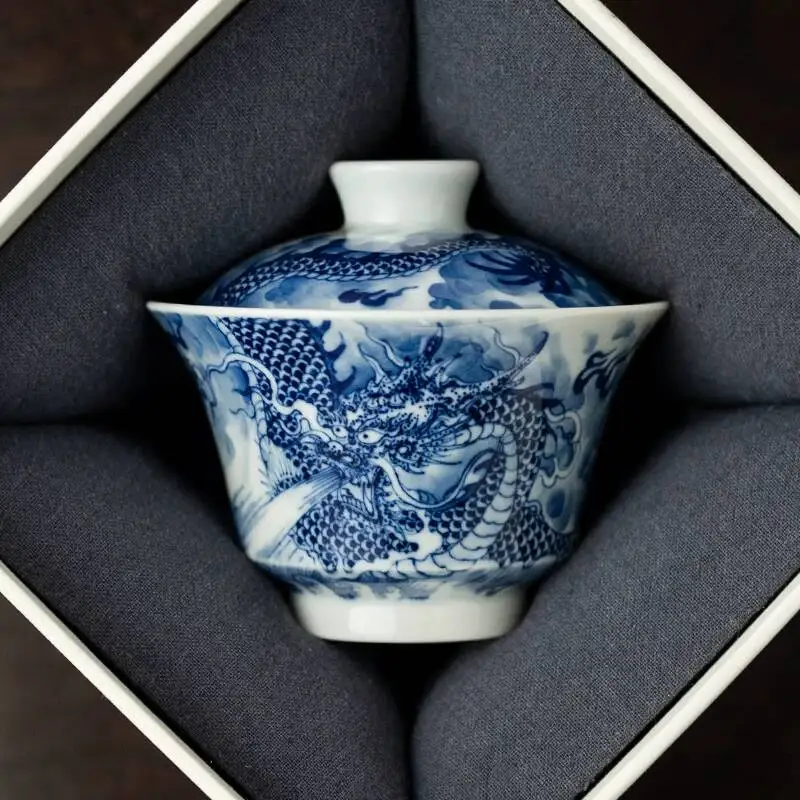 Sacred Mountain Jingdezhen Hand-Painted Blue And White Dragon Water-Absorbing Ceramic Gaiwan Cup Set Handmade Tea Brewing Bowl