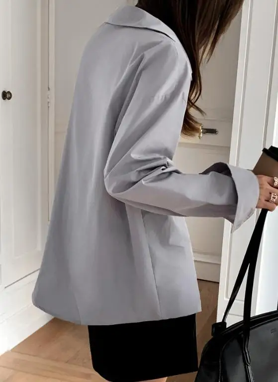 Camisa feminina oversized cor sólida lapela botão fino frente com bolso solto diário profissional deslocamento camisa de manga comprida